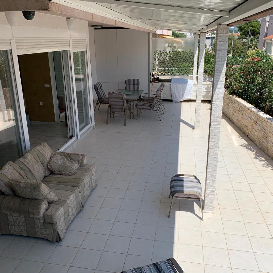 Apartment Relax Whit Big Terrace 170M2 Near The Beach Σπλιτ Εξωτερικό φωτογραφία