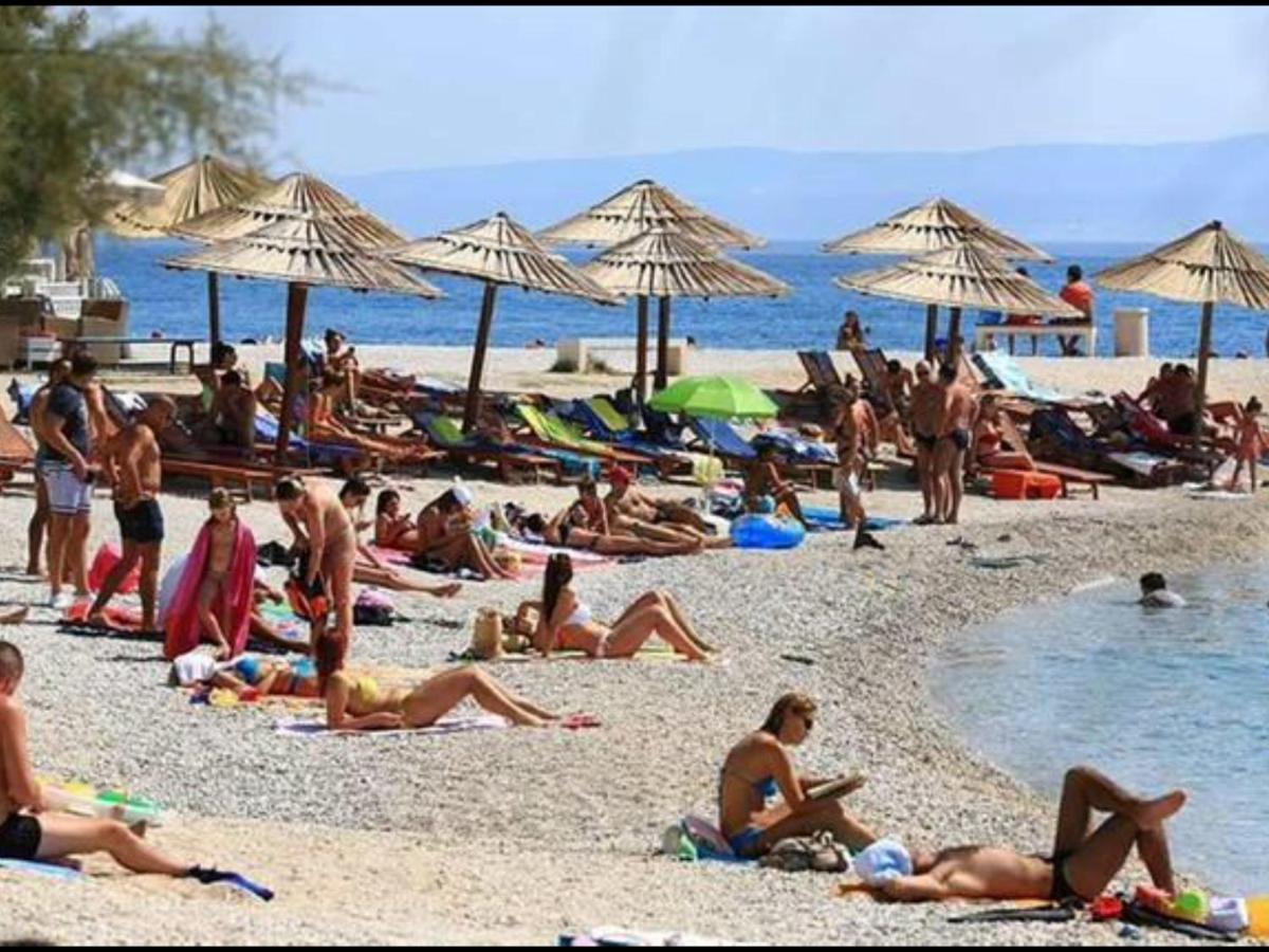 Apartment Relax Whit Big Terrace 170M2 Near The Beach Σπλιτ Εξωτερικό φωτογραφία