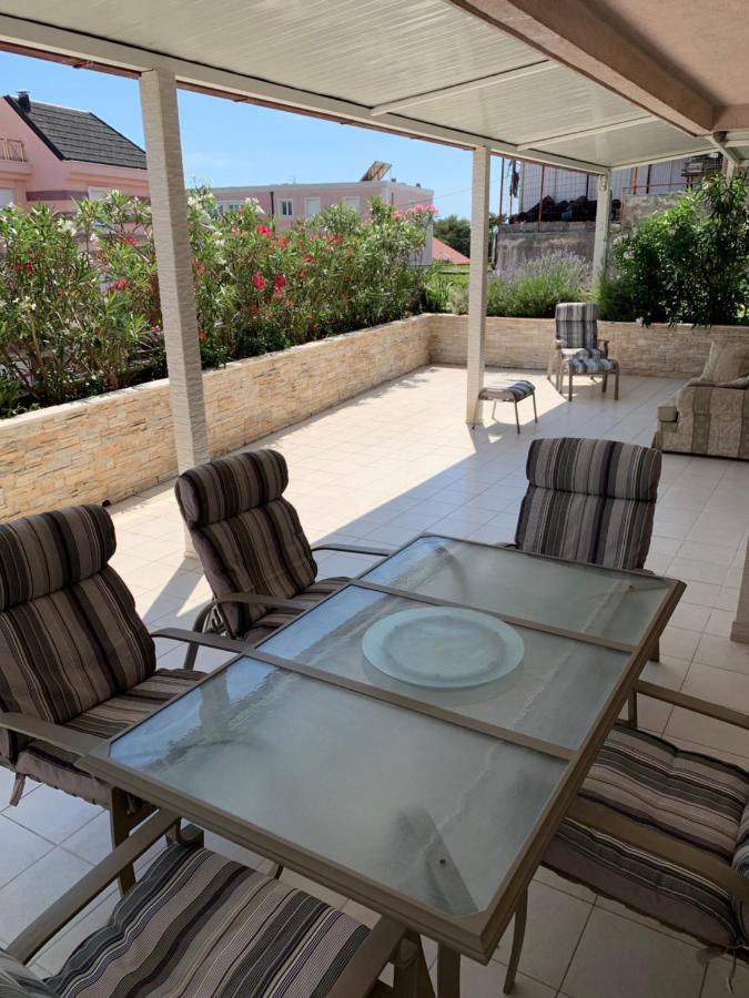 Apartment Relax Whit Big Terrace 170M2 Near The Beach Σπλιτ Εξωτερικό φωτογραφία