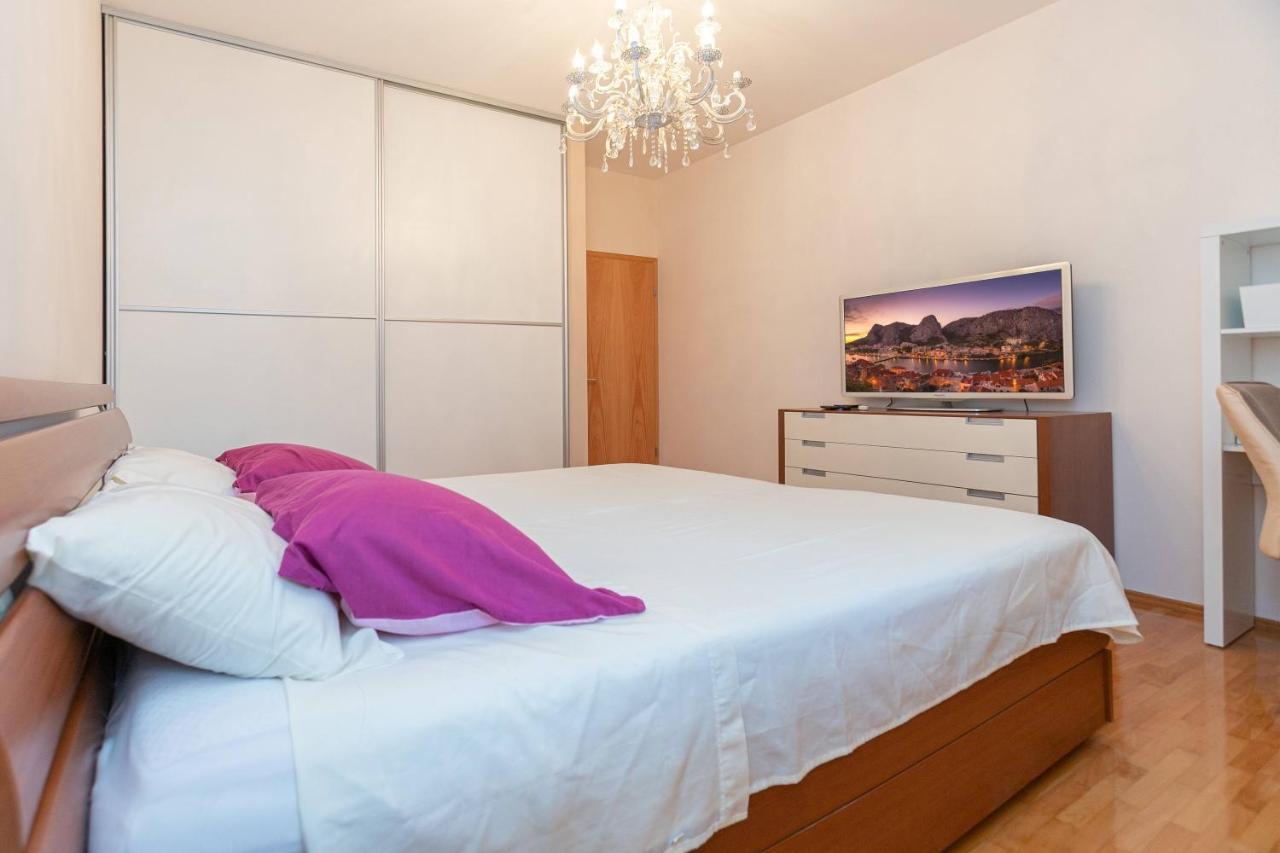 Apartment Relax Whit Big Terrace 170M2 Near The Beach Σπλιτ Εξωτερικό φωτογραφία