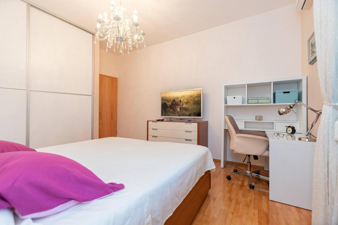 Apartment Relax Whit Big Terrace 170M2 Near The Beach Σπλιτ Εξωτερικό φωτογραφία