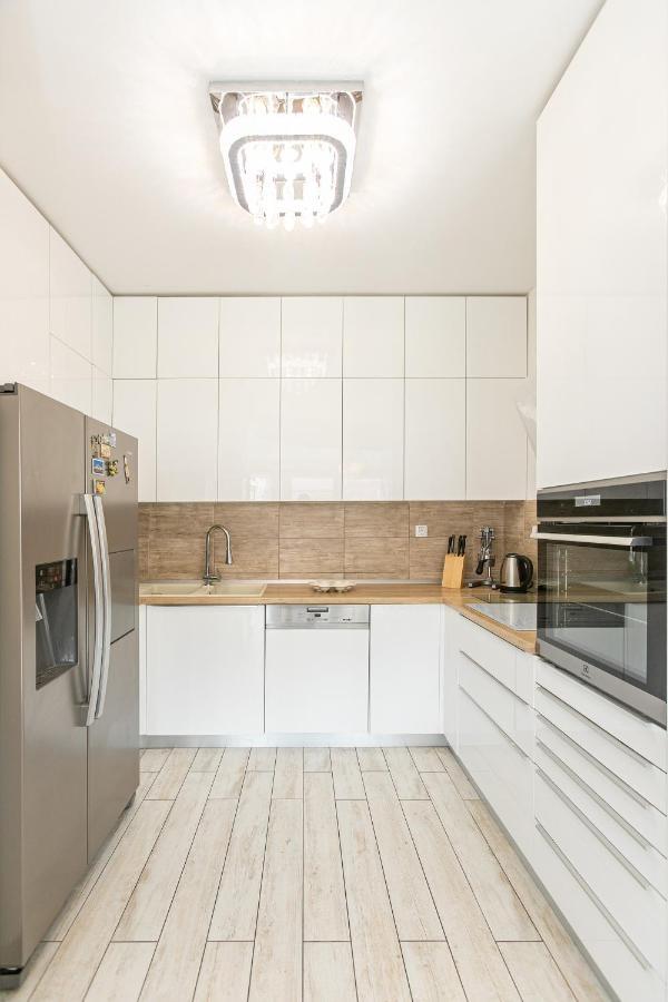 Apartment Relax Whit Big Terrace 170M2 Near The Beach Σπλιτ Εξωτερικό φωτογραφία
