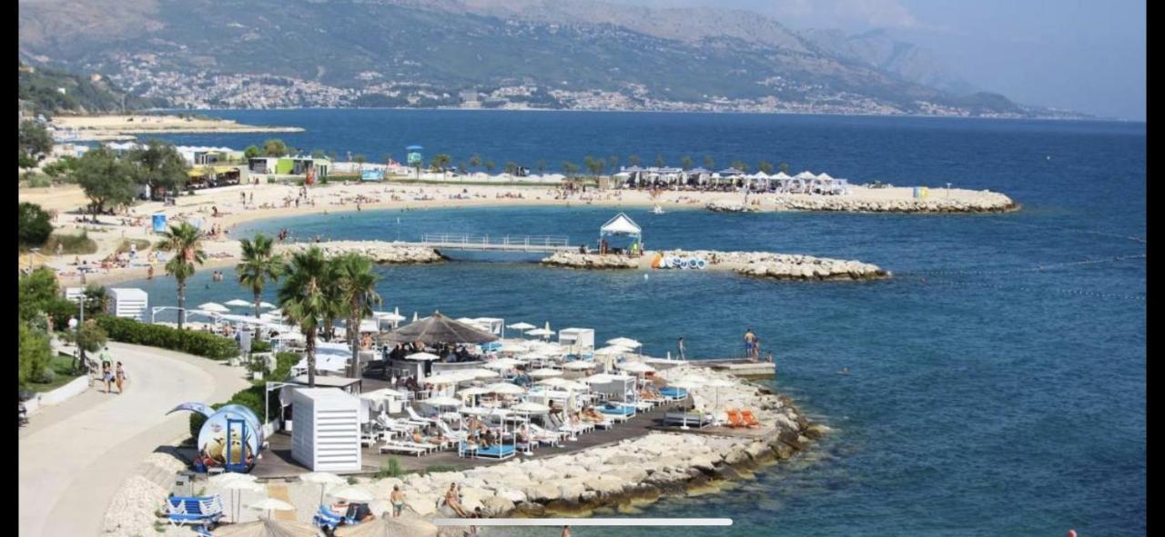 Apartment Relax Whit Big Terrace 170M2 Near The Beach Σπλιτ Εξωτερικό φωτογραφία