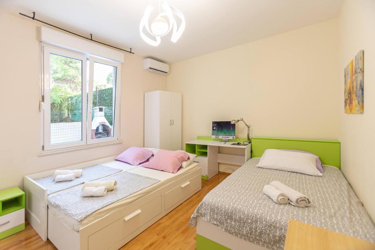 Apartment Relax Whit Big Terrace 170M2 Near The Beach Σπλιτ Εξωτερικό φωτογραφία