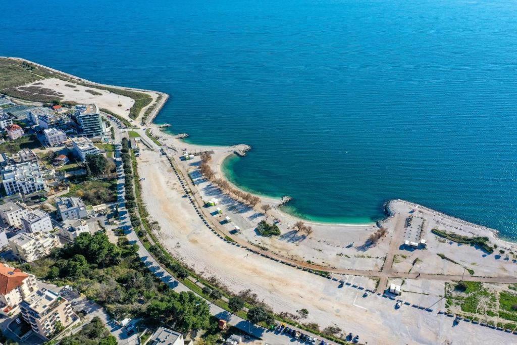 Apartment Relax Whit Big Terrace 170M2 Near The Beach Σπλιτ Εξωτερικό φωτογραφία